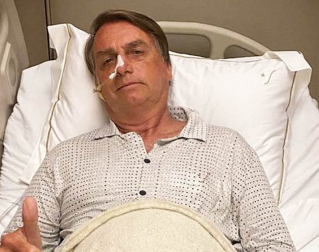 Internaron de urgencia a Bolsonaro 