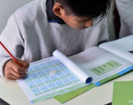 El ciclo lectivo comenzaría sin aumento de cuotas en los colegios privados, pero en abril habría subas