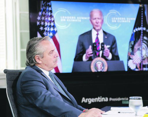 Alberto Fernández y Biden dialogaron sobre temas bilaterales 