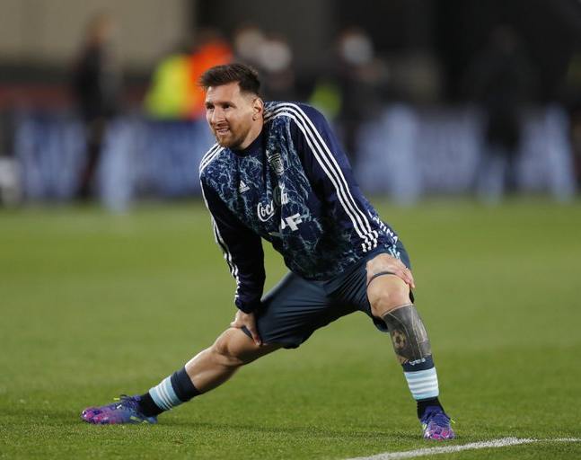 ¿Juega o no juega? Citan a Messi para la selección pero no saben si llega