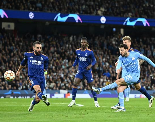 El City venció por la mínima diferencia al Madrid  y toma ventaja
