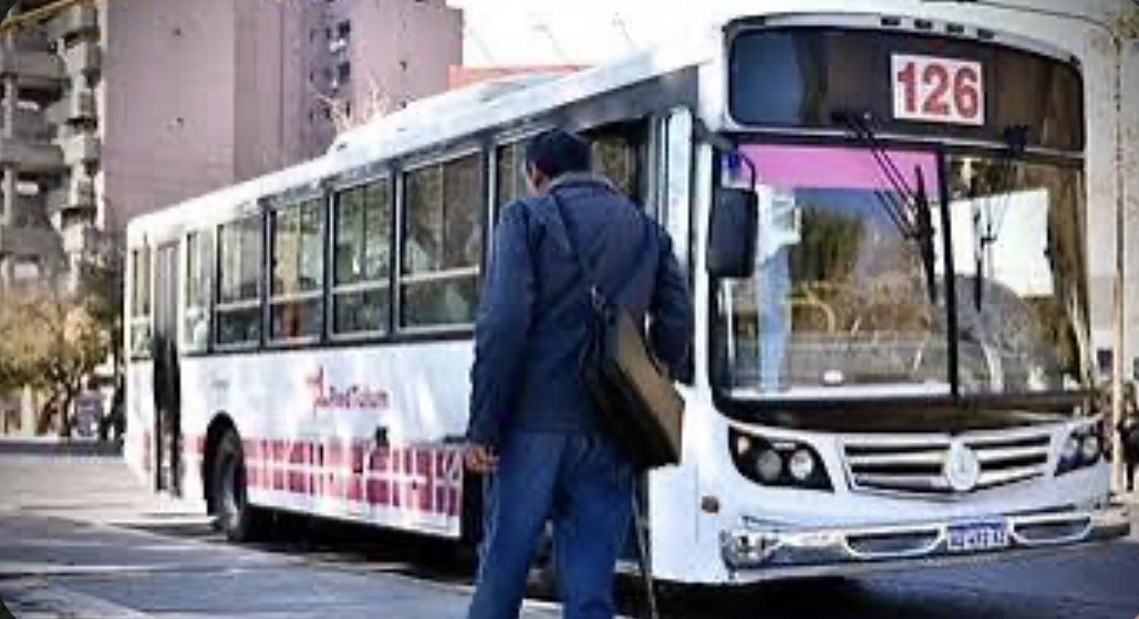 En San Juan, los colectivos ya funcionan tras la orden de la Justicia