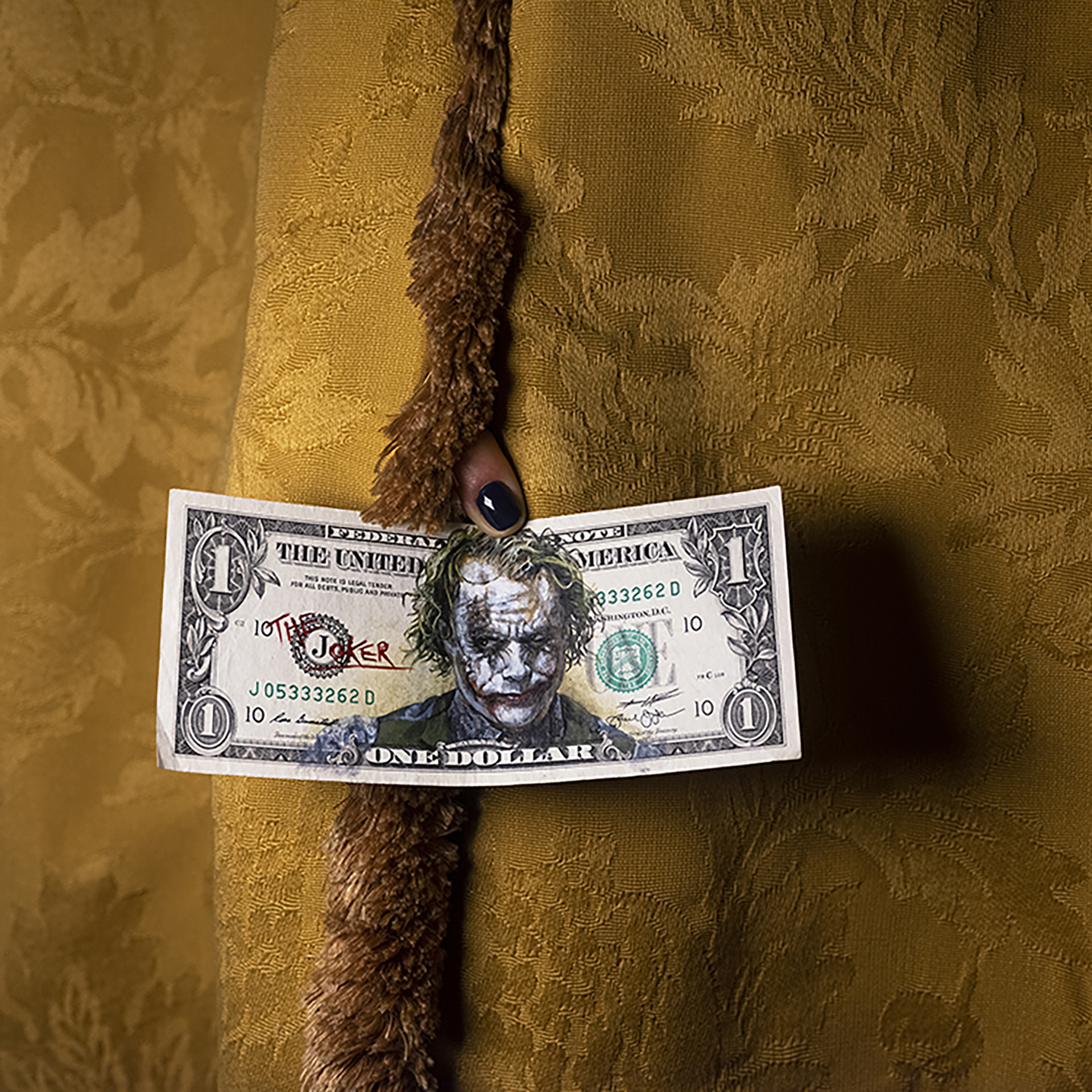 Es fotógrafa y desnudó a su marido para retratar la inflación en Argentina