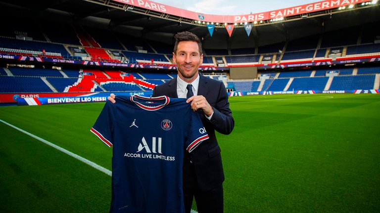 Todos quieren la 30 de Messi en el PSG: ¿Cuanto cuesta la camiseta?
