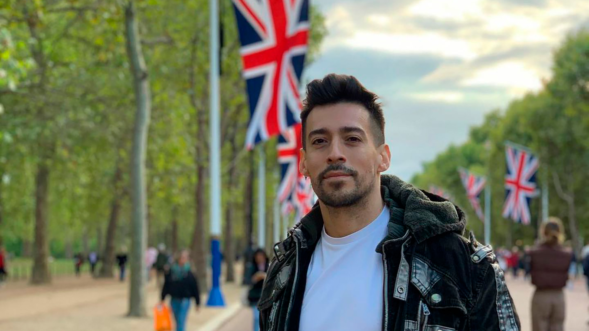 La nueva vida de Jorgito Moliniers: se mudó a Londres y trabaja a cambio de comida