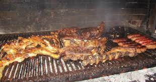 Comían un asado familiar y una mujer murió en la cena