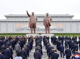 Kim Jong-un prohibió reÃr en Corea del Norte por el aniversario de la muerte de su padre