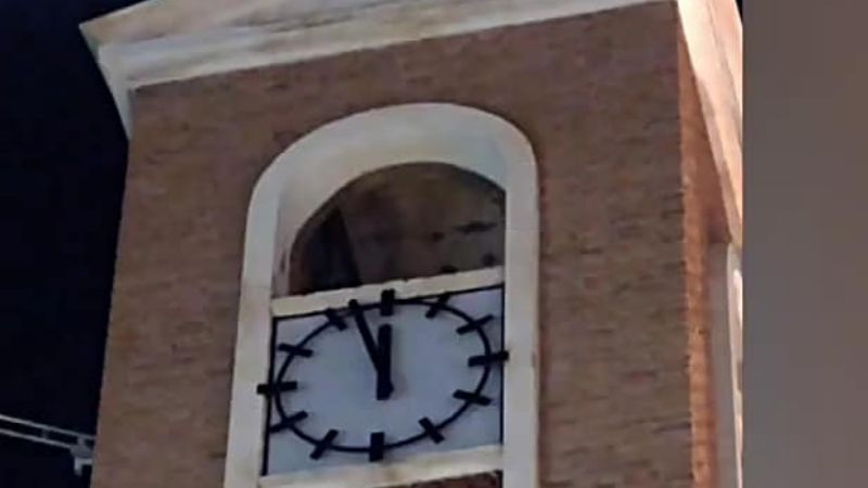 Inauguran el nuevo reloj del campanario del templo de Jáchal