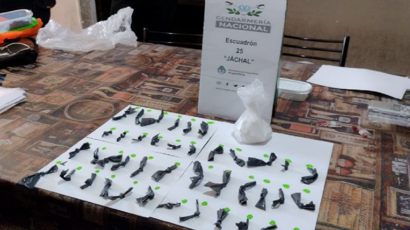 Hallaron una heladera repleta de droga en Valle Fértil