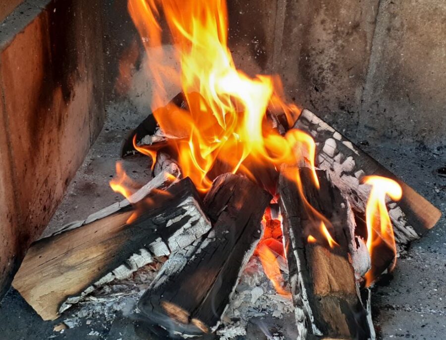 Una mujer y cuatro niños intoxicados con monóxido de carbono