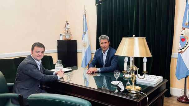 Un joven uñaquista es el nuevo Director de la Casa de San Juan en Buenos Aires