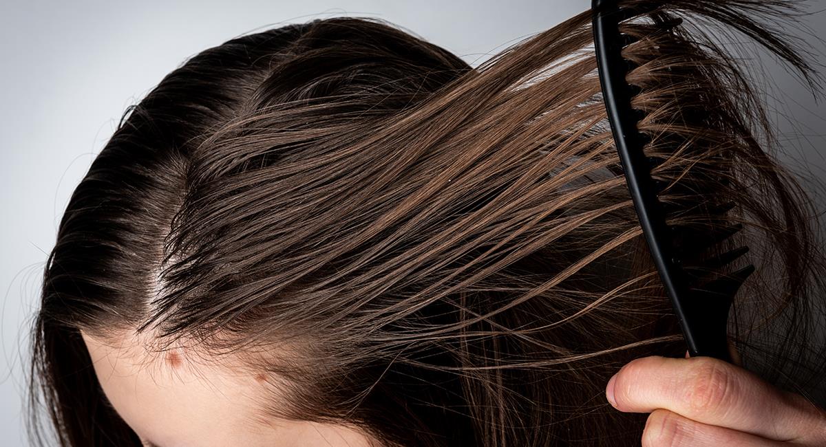 El secreto de una peluquera para no lavarse la cabeza y tener el pelo divino
