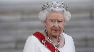 La reina Isabel reapareció en el cierre de los festejos por sus 70 años en el trono