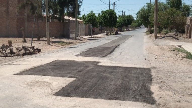 En Pocito reparan las calzadas de la zona Norte