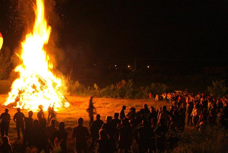 San Juan Bautista: las misas serán televisadas y no se realizarán las tradicionales fogatas