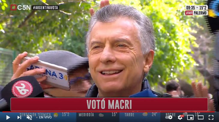 Macri votó y aseguró que "Este domingo se empieza definir con qué modelo de país vamos a vivir"