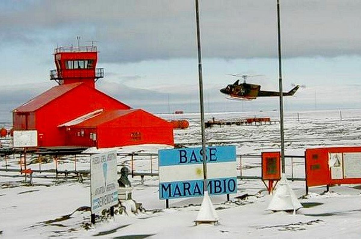Locura en el frío: mientras dormía, un militar atacó a su compañero a mazazos en la Antártida