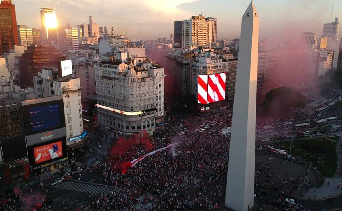 El día después de Boca campeón, River sale a festejar la "Caravana Eterna"