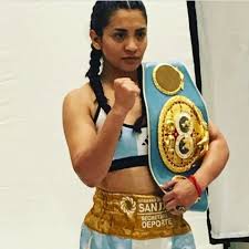 Le robaron una valija a Leonela Yudica donde llevaba el cinturón de campeona mundial 
