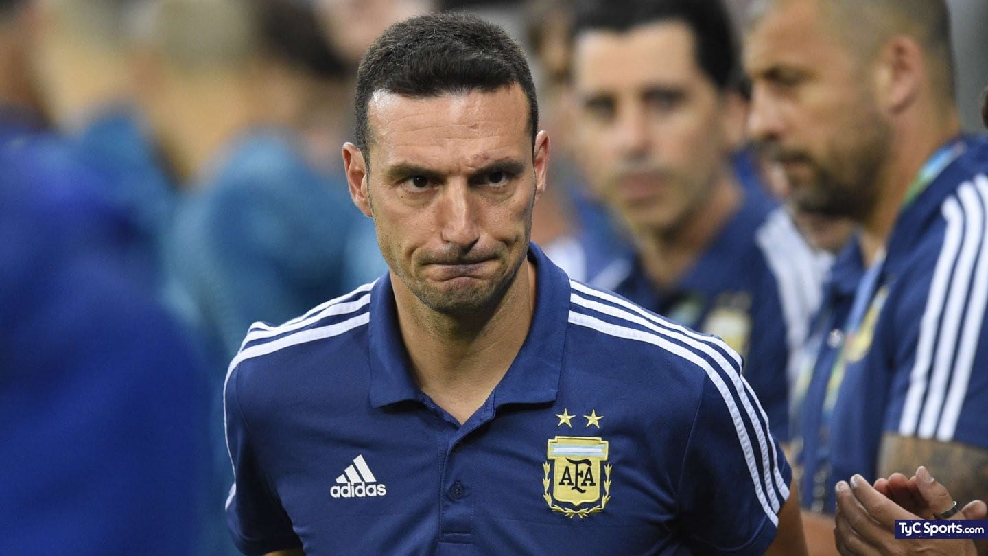 Alarma Eliminatorias: Scaloni tiene Covid y hay dudas sobre el resto del plantel