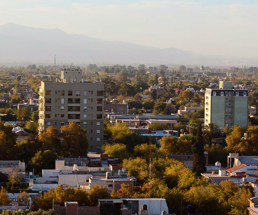 Calor y lluvia: El pronóstico para este viernes