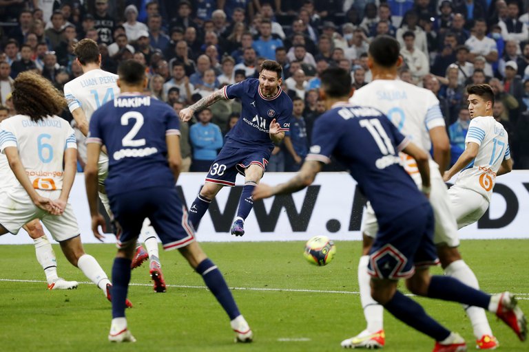Messi no pudo con Sampaoli y su PSG empató ante el Olympique