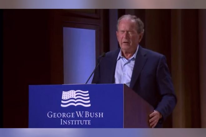 En un acto fallido, George W. Bush criticó la guerra que él mismo ejecutó