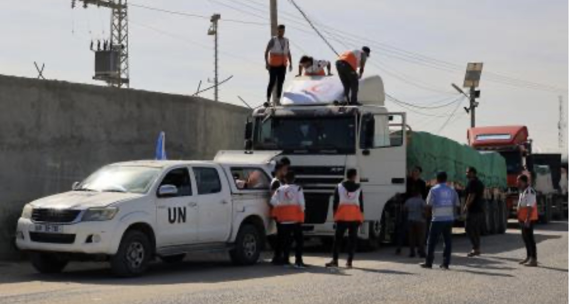 La ayuda humanitaria comenzó a entrar a la Franja de Gaza