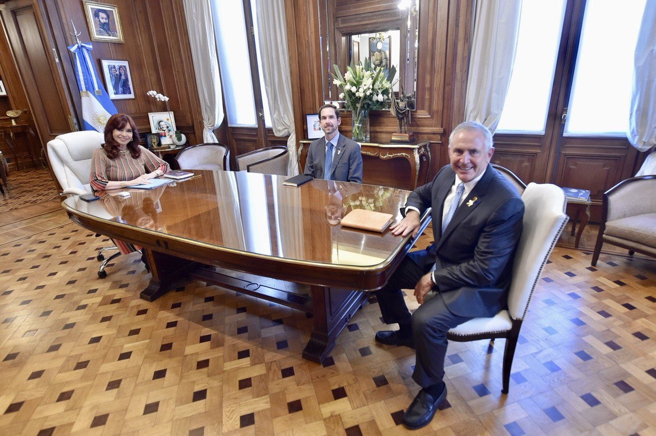 Cristina Kirchner pidió colaboración a EEUU al proyecto para crear un fondo para pagar al FMI