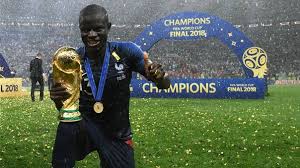 Francia sufre la baja de una de sus estrellas para la defensa de la Copa del Mundo