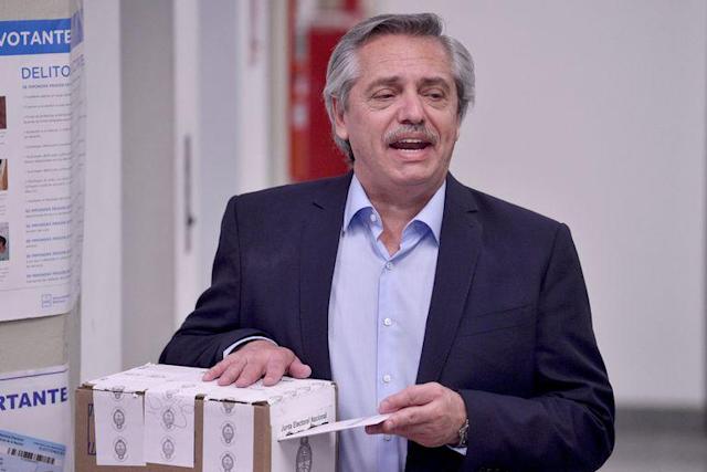 Arrancó el comicio con el voto del Presidente: "es un día valioso e importante"