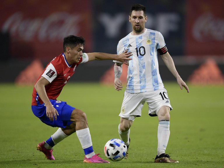Eliminatorias: Argentina no resistió y empató con Chile 1 a 1