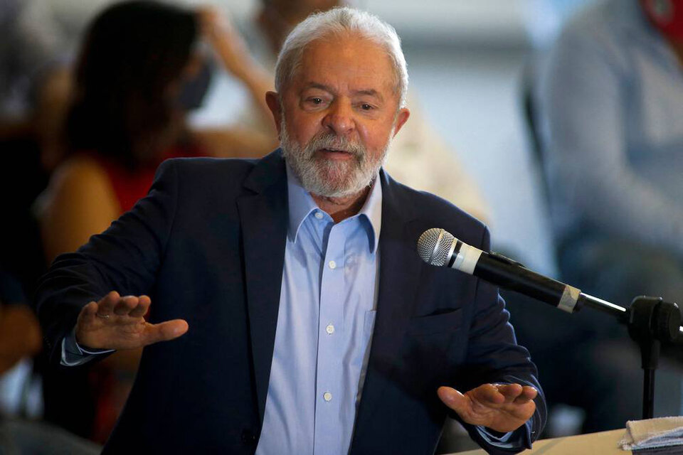 Brasil: Lula da Silva casi duplica a Jair Bolsonaro en intención de voto