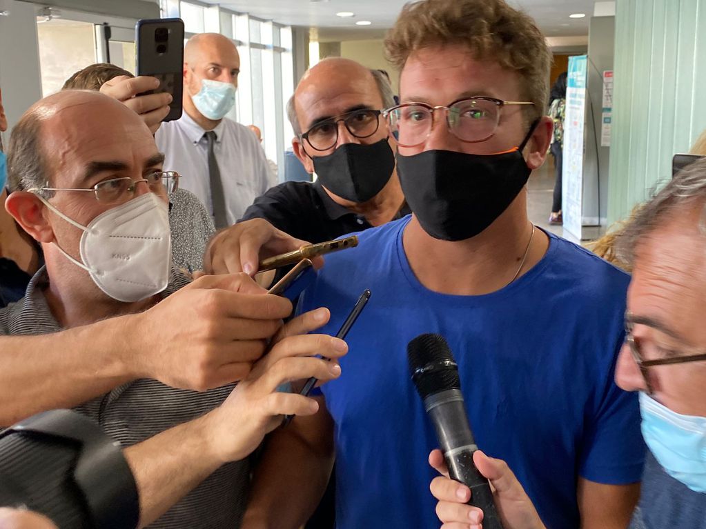 Jurado le entregó un papel al hijo de Dalmasso y lo expulsaron del juicio