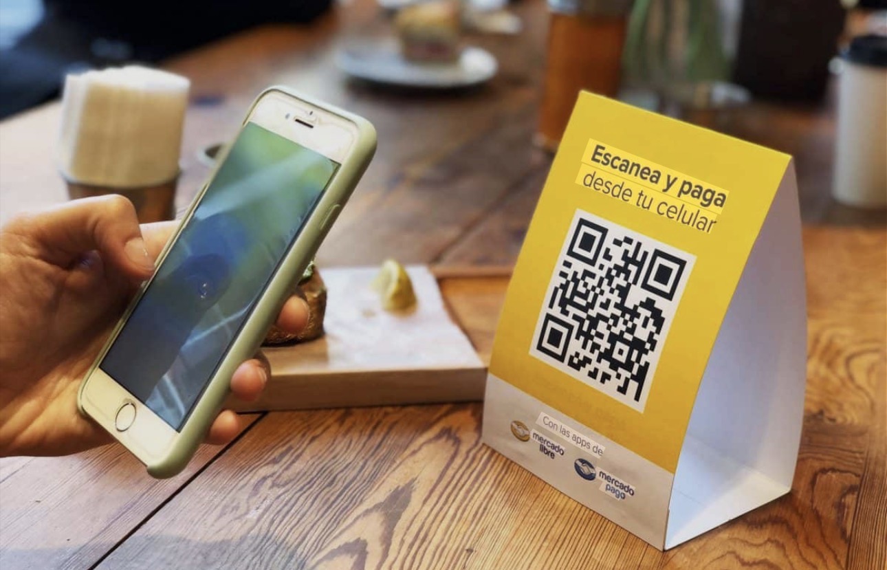 Los pagos con QR y las transferencias aceleran su crecimiento y desplazan al efectivo