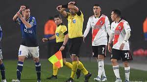 Habló el árbitro de River-Vélez y reveló el motivo por el que eliminó el gol de Suárez