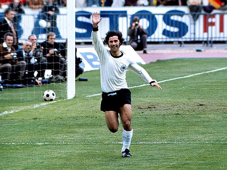 Murió Gerd Müller, el mejor atacante de la historia del fútbol alemán