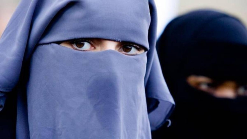 Los talibanes les prohibieron gimnasios y baños públicos a las mujeres