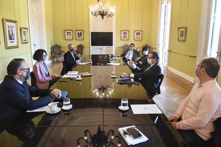Dicen que el Banco Central "tiene espaldas" para soportar movimientos en el valor del dólar
