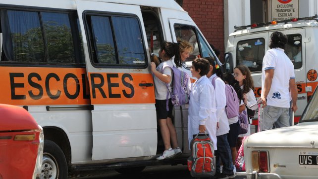 Todo sube: el precio del transporte escolar aumentó hasta un 40%