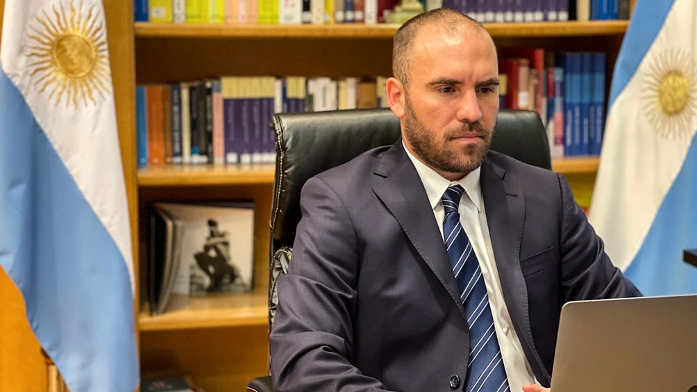 Guzmán presentó el Presupuesto 2022