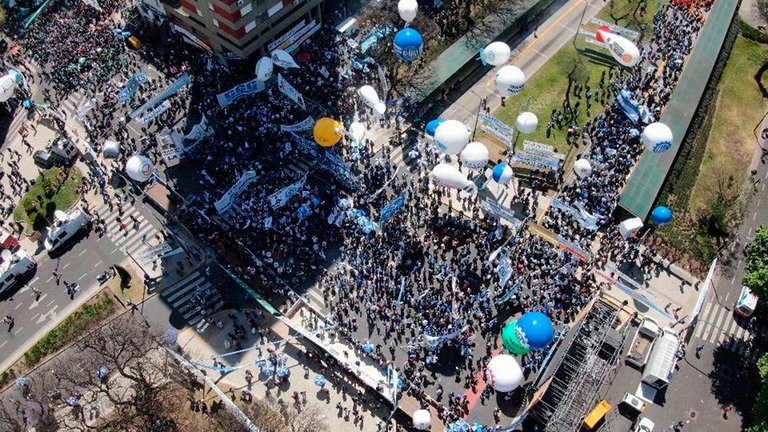 La CGT festejó la "lealtad" con un caos de tránsito en el centro de CABA