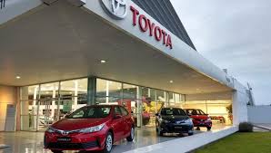 Ahora quieren investigar a los clientes de autos de mas de $5 Millones