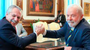 SuperLula: el Presidente brasileño dijo que "hablará con el FMI" para ayudar a la Argentina