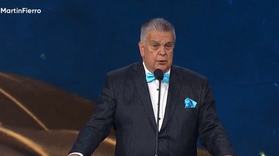 Con escándalo, Luis Ventura renunció a la presidencia de APTRA