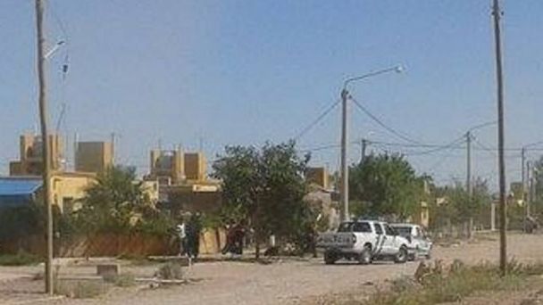 Robaron e incendiaron una casa en Pocito