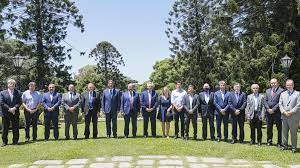 Uñac se reunió con el resto de los gobernadores y el Presidente