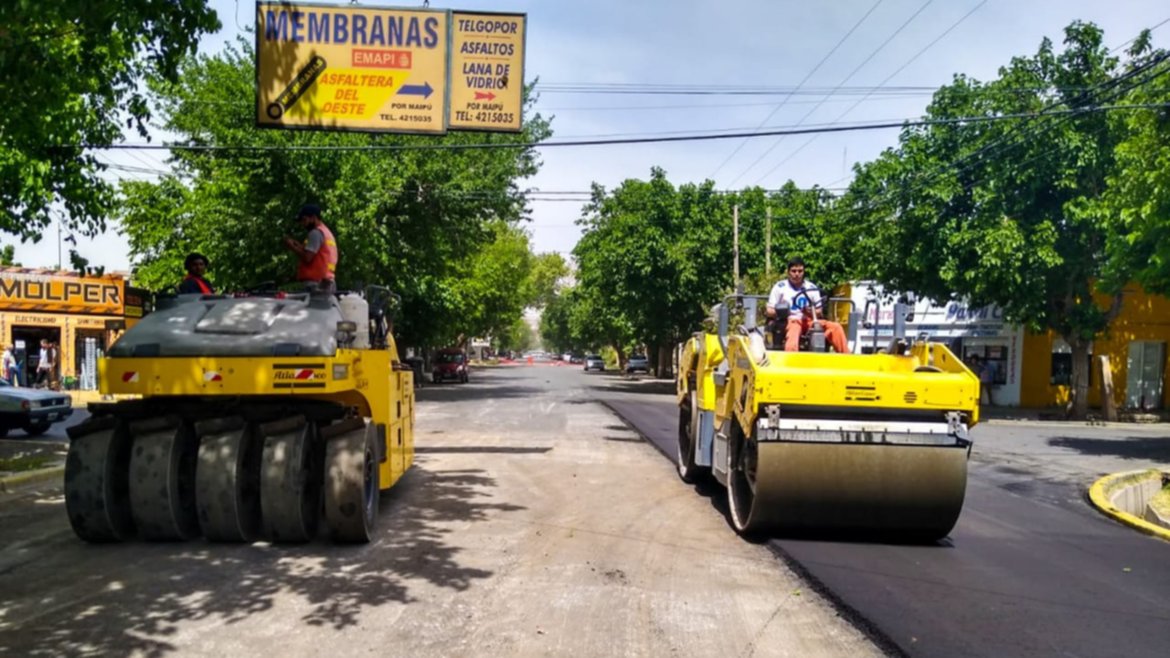 Repavimentan una transitada arteria capitalina