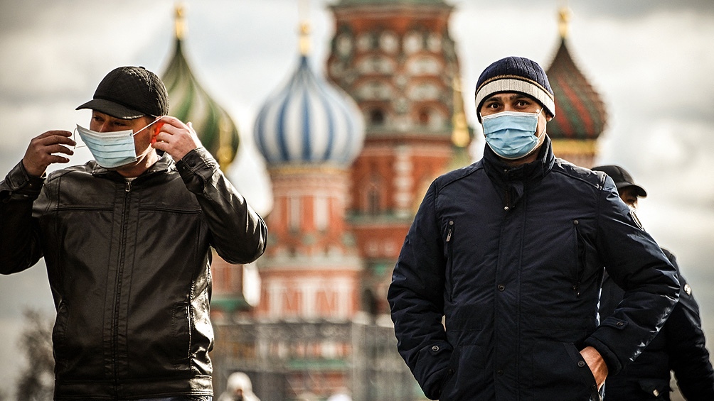Putin autoriza una semana no laborable ante el avance del coronavirus