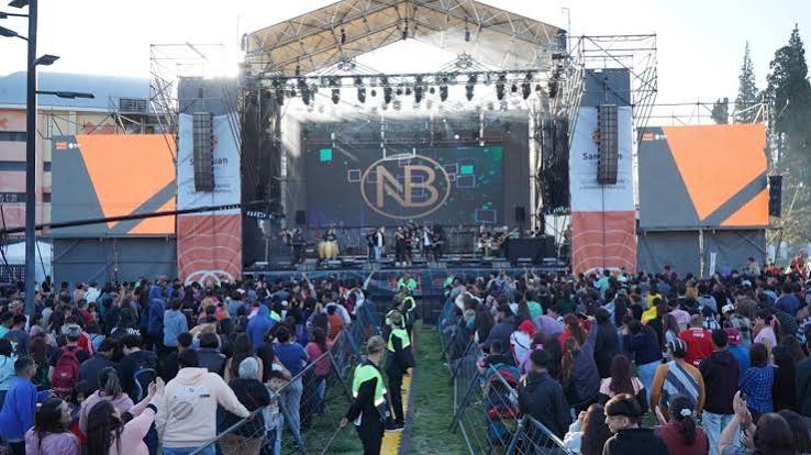 Primavera y música: el Parque de Mayo se llenó de jóvenes por el Festi Joven 2026
